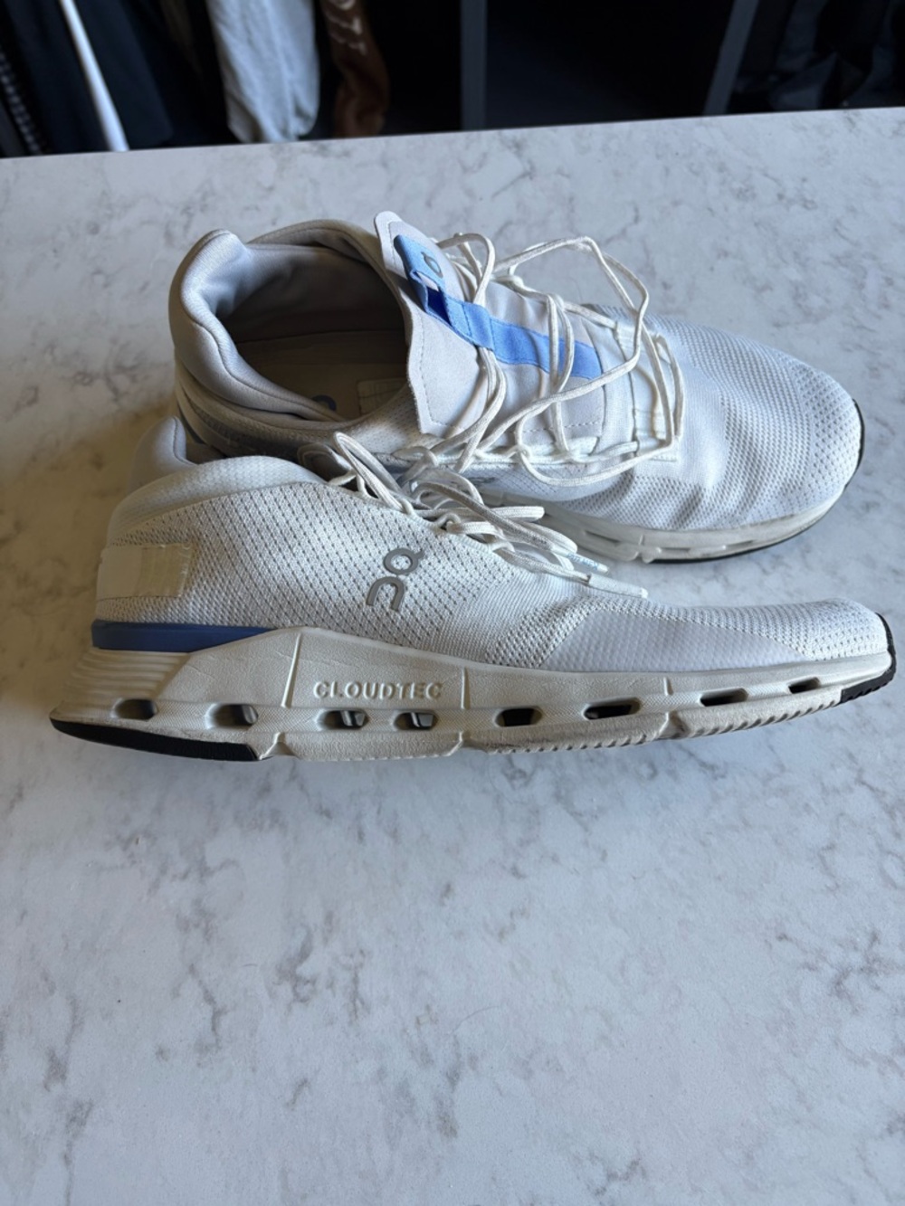 On Running Men's Cloudtec Running Shoes - White with Light Blue Stripe